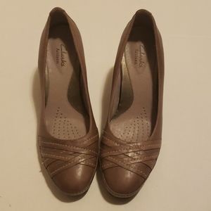 Women's shoes